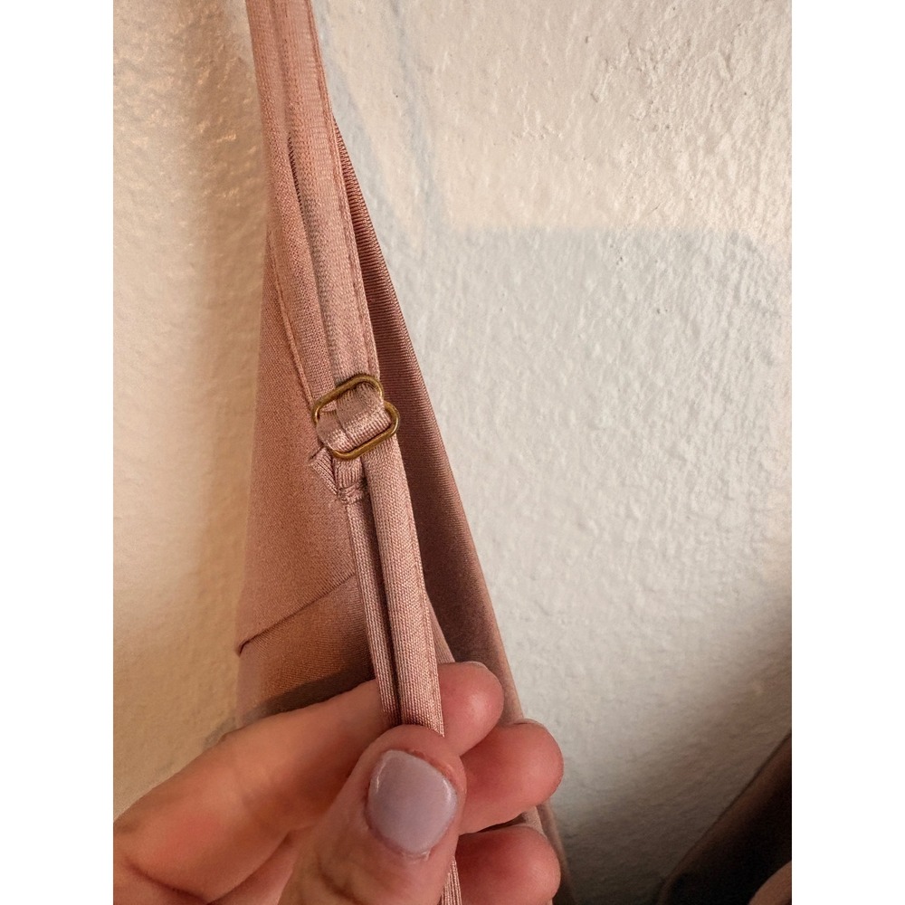 Urban Outfitters Women Rose Gold Satin Very Wide Leg Jumpsuit V-Neck. Pockets Sm - Picture 7 of 8